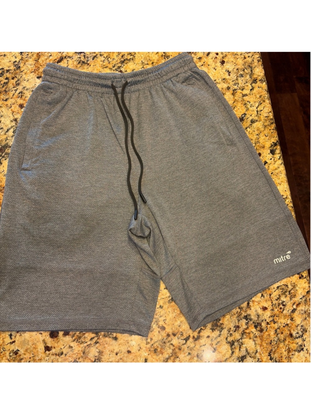 Mitre Men's Gray Athletic Shorts Size Small Moisture Wicking Drawstring